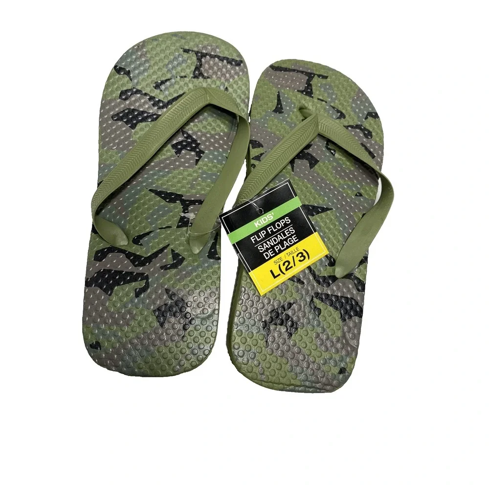 NEW‎ boys green camo flip flops sandals size large 2 - 3